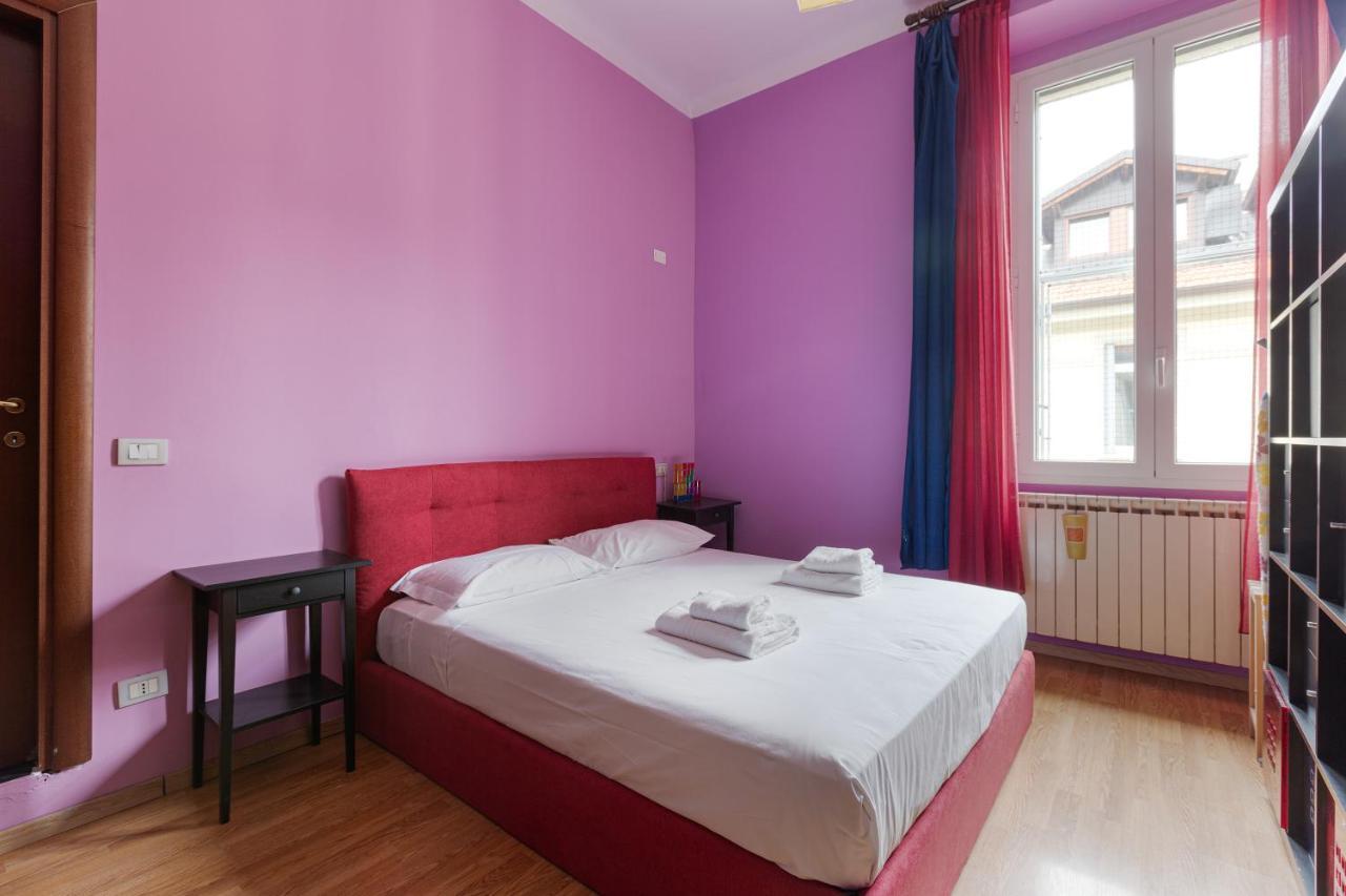 Milano Viale Umbria Colorful Apartment ภายนอก รูปภาพ